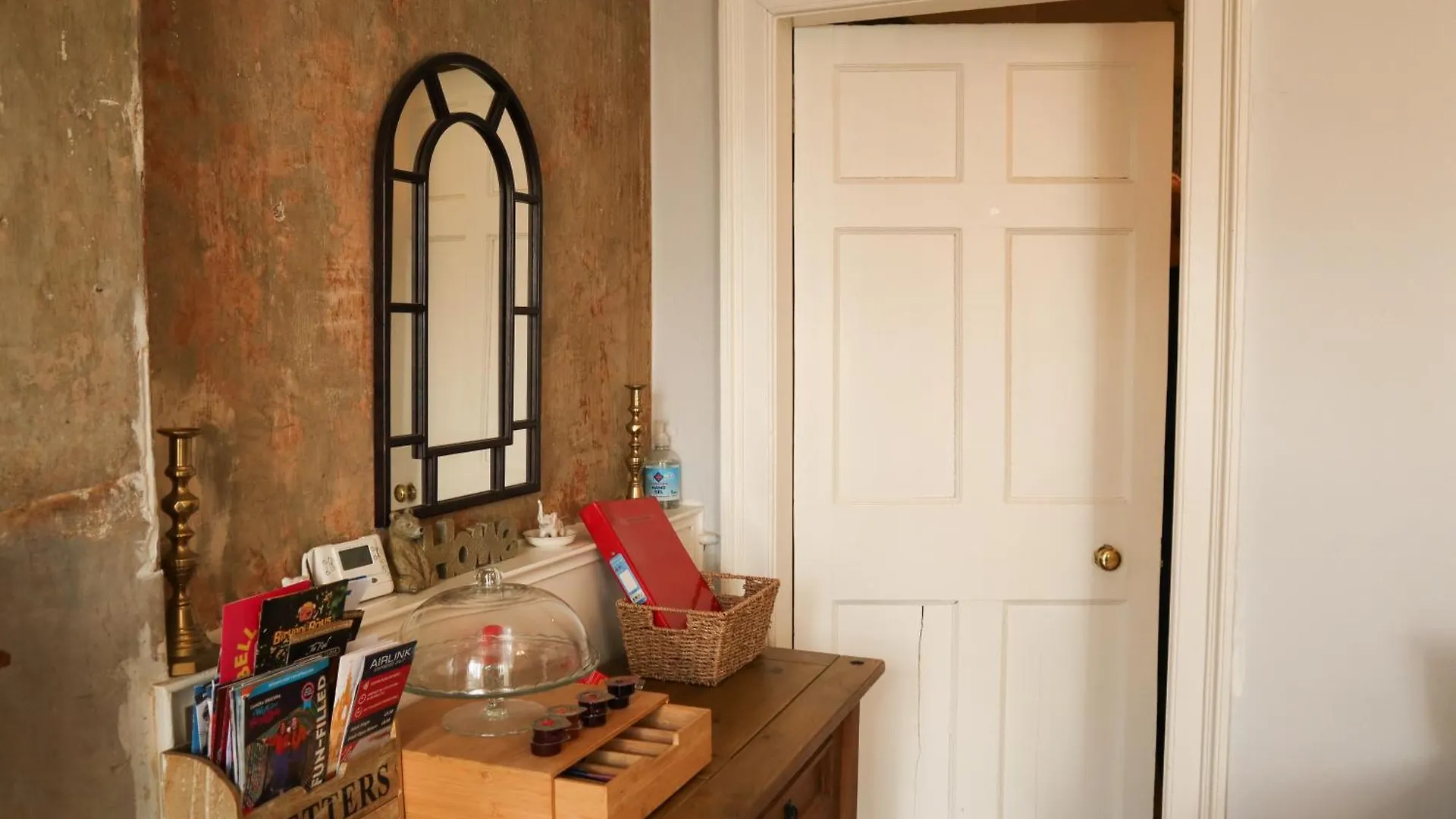 1 Bedrooms Flat In Central Edinburgh Haymarket, Heart Of Edinburgh Flat Sleeps 4 , Wielka Brytania